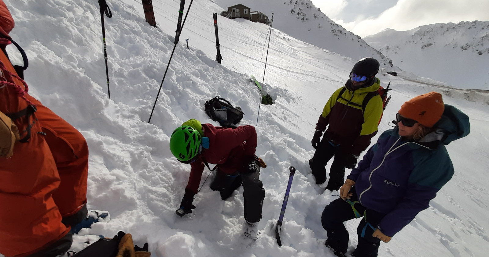 Marek Kuziel - CMC Intro to Ski Mountaneering Course - Day 2 - Rescue training
